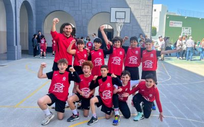Villena cierra con éxito la fase local de los Juegos Escolares Deportivos en Baloncesto