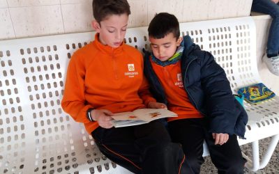 ¡Grandes y pequeños lectores!