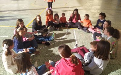 Apadrinamiento lector 6º con 2º de Primaria